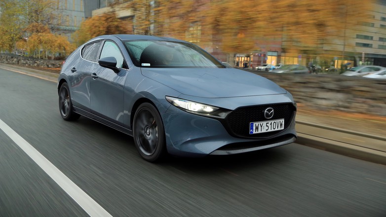 Mazda 3 2.0 Skyactiv-X AWD – hipster wśród kompaktów