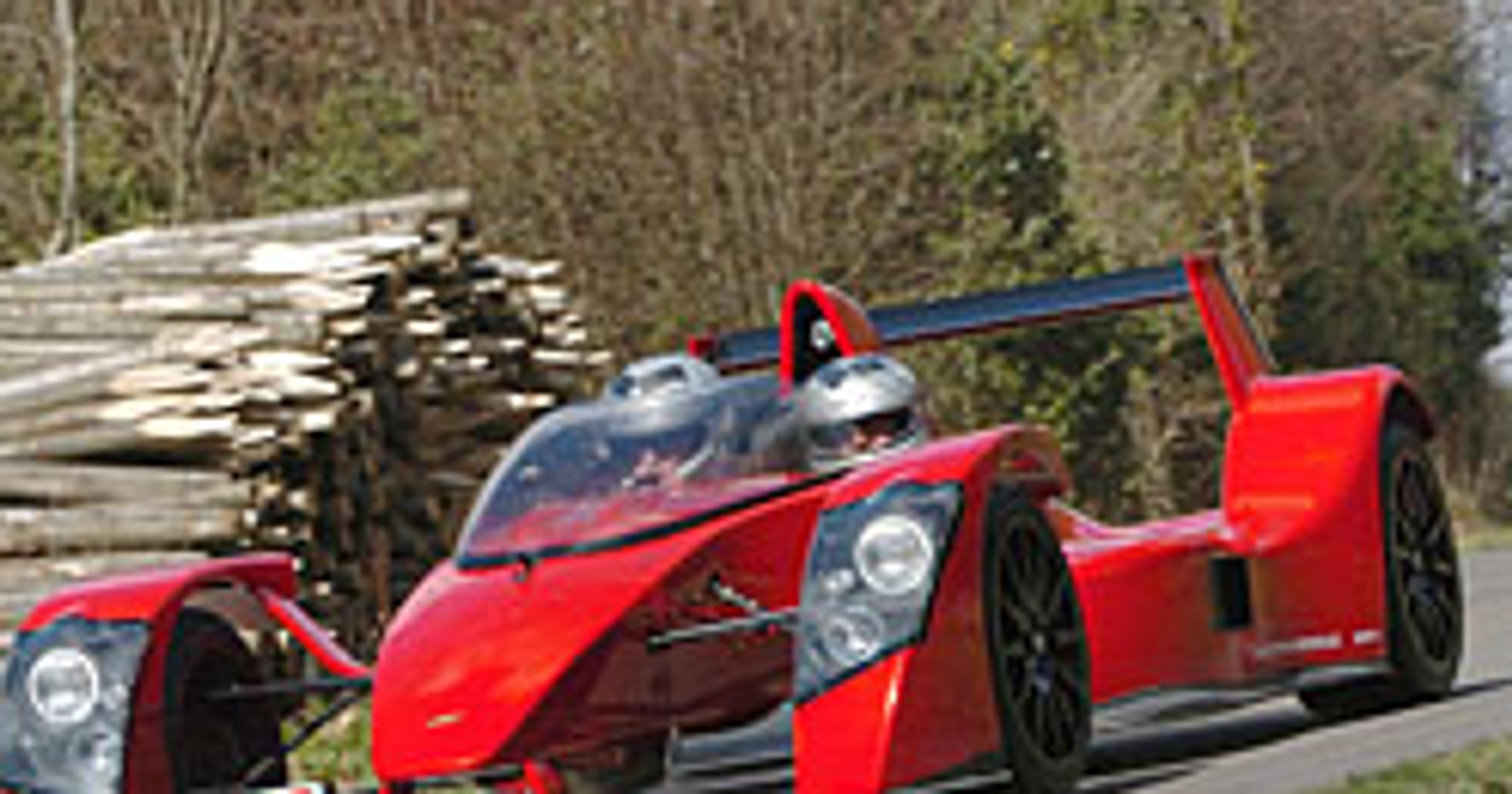 Caparo T1: auto prawie gotowe, znamy dane techniczne (+ wideo)