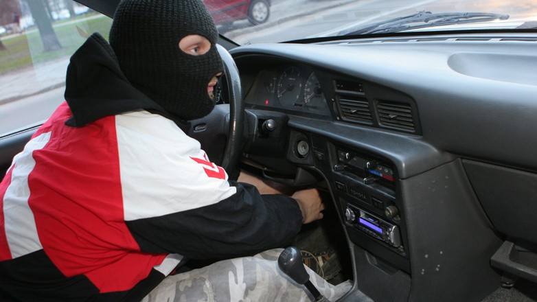 Kradzieże aut - Złodzieje nigdy nie śpią