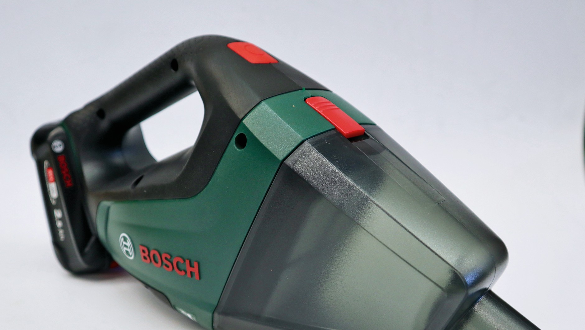 Test odkurzaczy do auta: Bosch UniversalVac 18