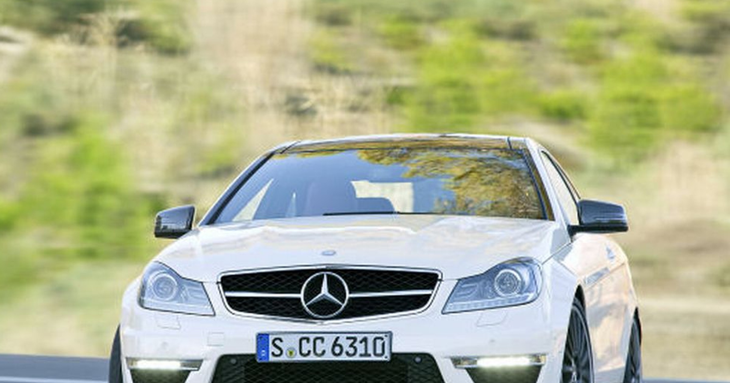 Mercedes C63 AMG Coupé – rodzina w komplecie