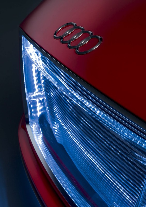 Audi e-tron: w sprzedaży od 2012