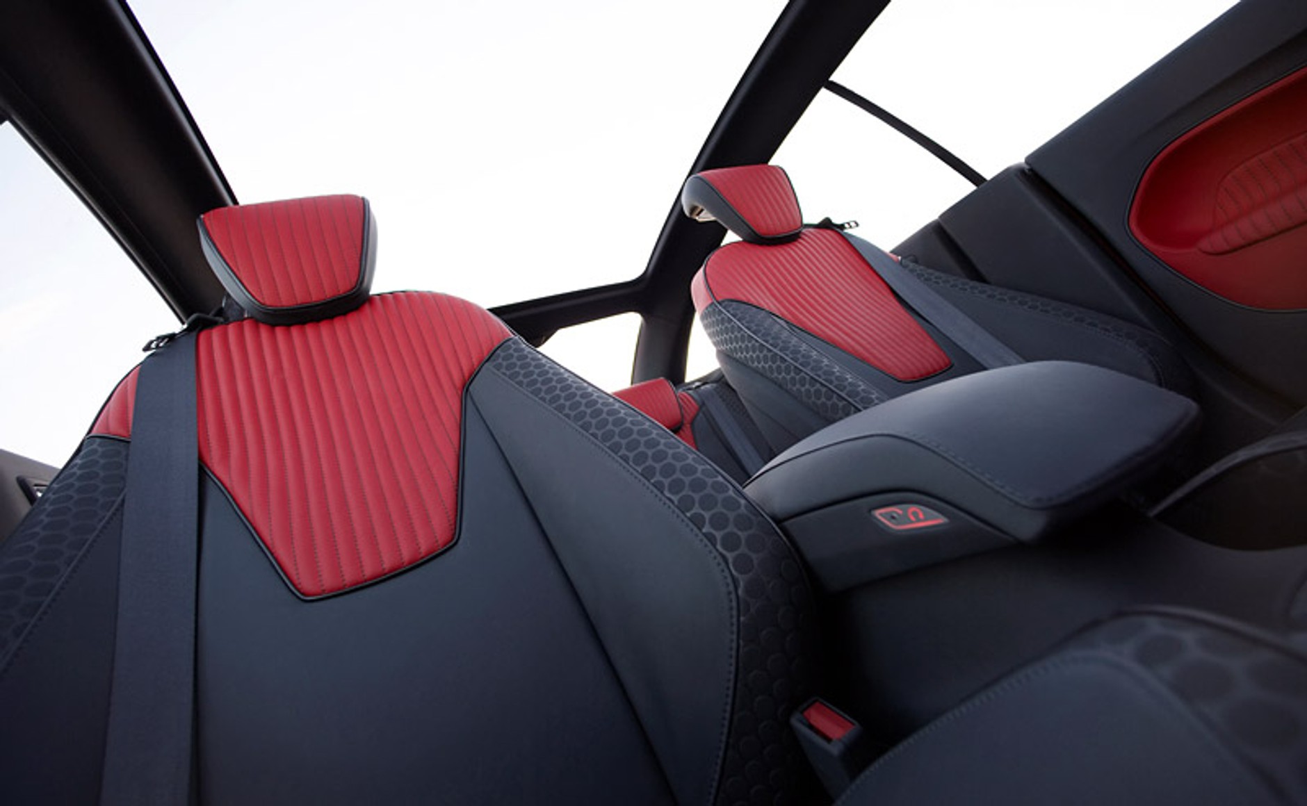 Detroit 2008: Ford Verve Sedan – Mondeo junior