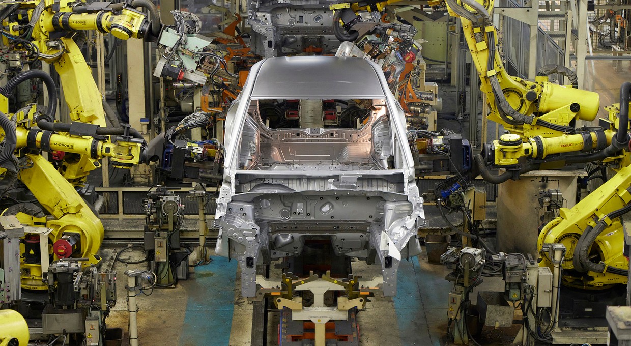 Nissan i Mitsubishi ewakuowały pracowników. Tsunami wstrzymało produkcję w Japonii
