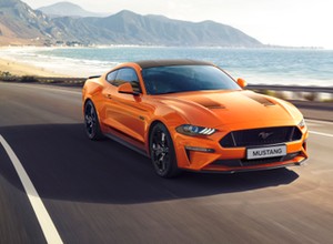 Ford Mustang55 – prezent na urodziny