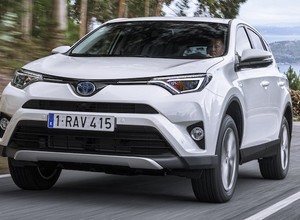 Toyota RAV4: hybryda na dwudzieste urodziny