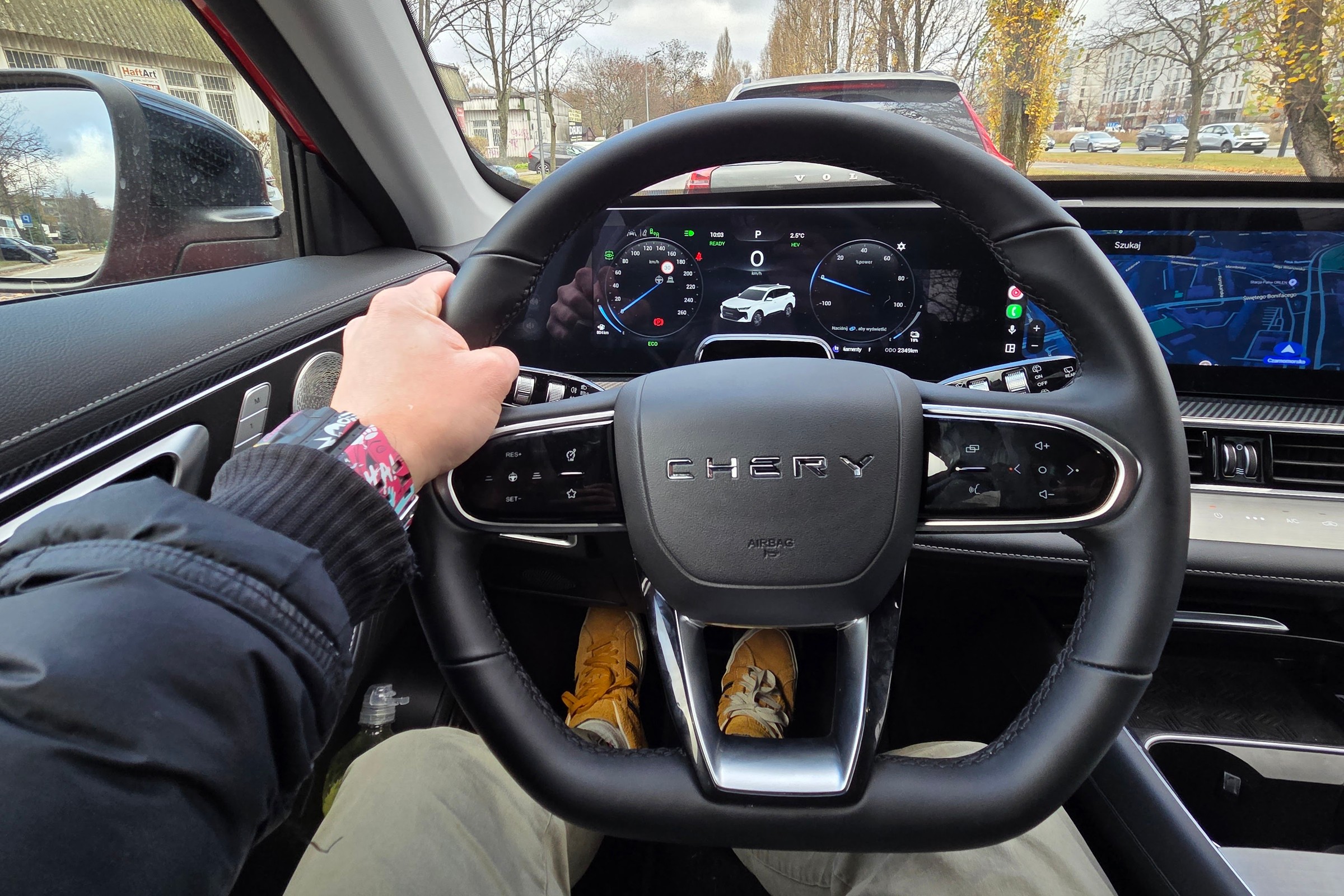 Punktuję Chery Tiggo 7 PHEV. Wiem, czemu ten chiński SUV ma tak szokująco niską cenę