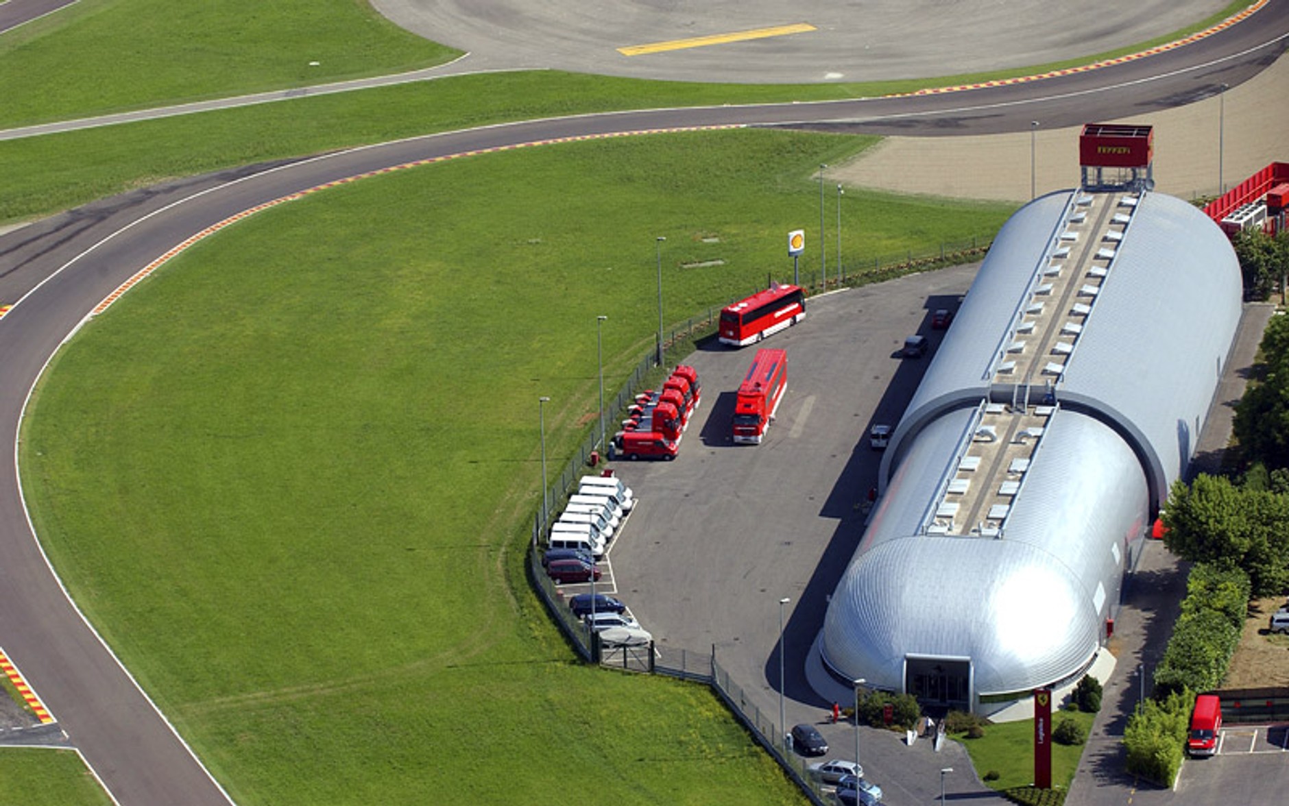 Ferrari otworzyło w Maranello nowe budynki