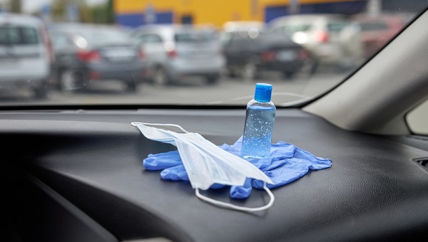 Najnowsze obostrzenia dla osób podróżujących z Czech i Słowacji