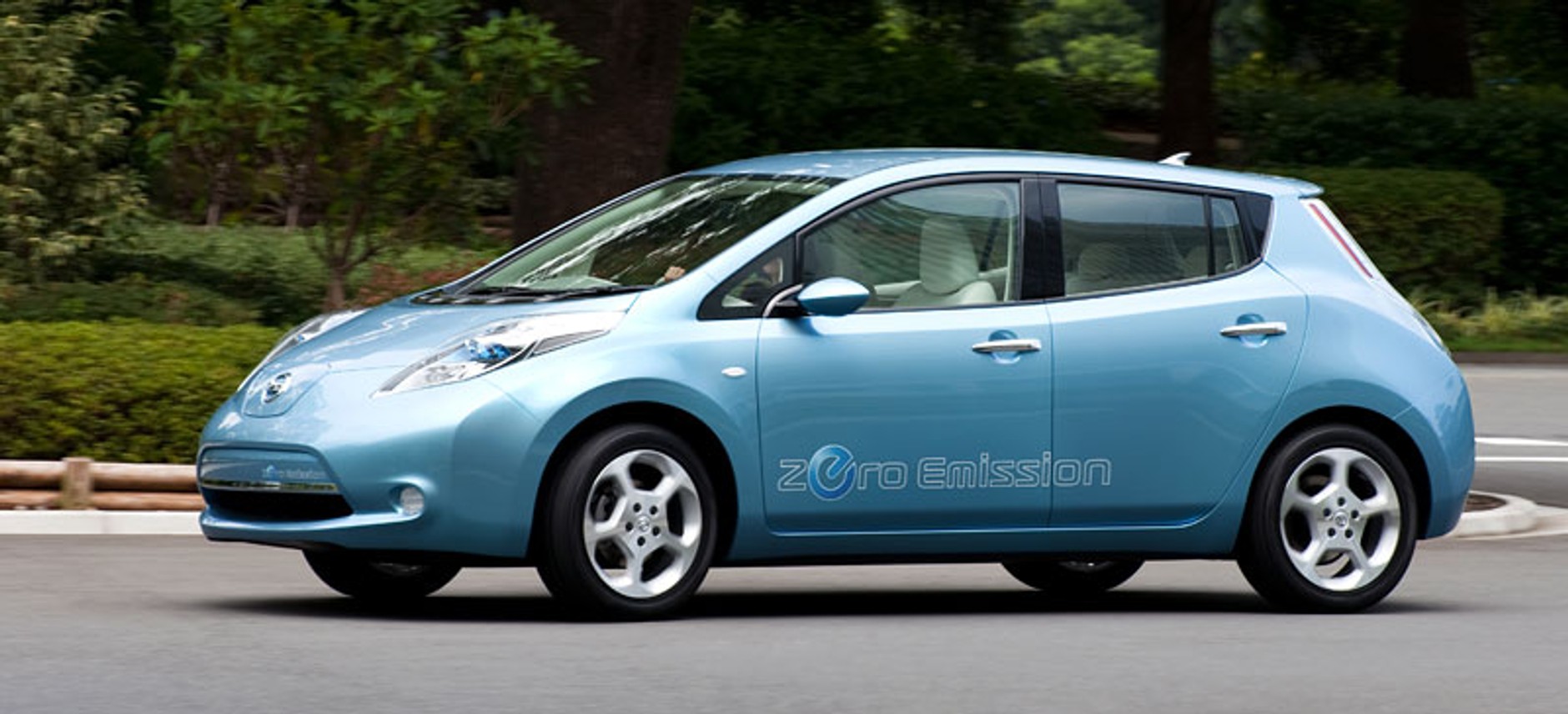 Nissan Leaf: rozpoczął się wiek pojazdów elektrycznych