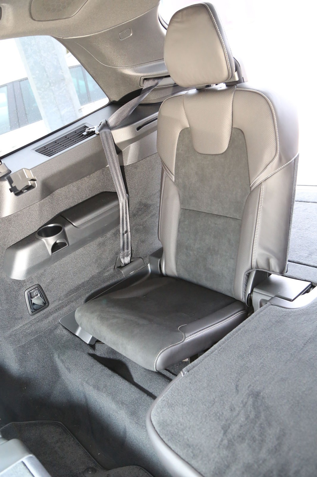 Volvo XC90 T8 - hybryda ze wszystkim