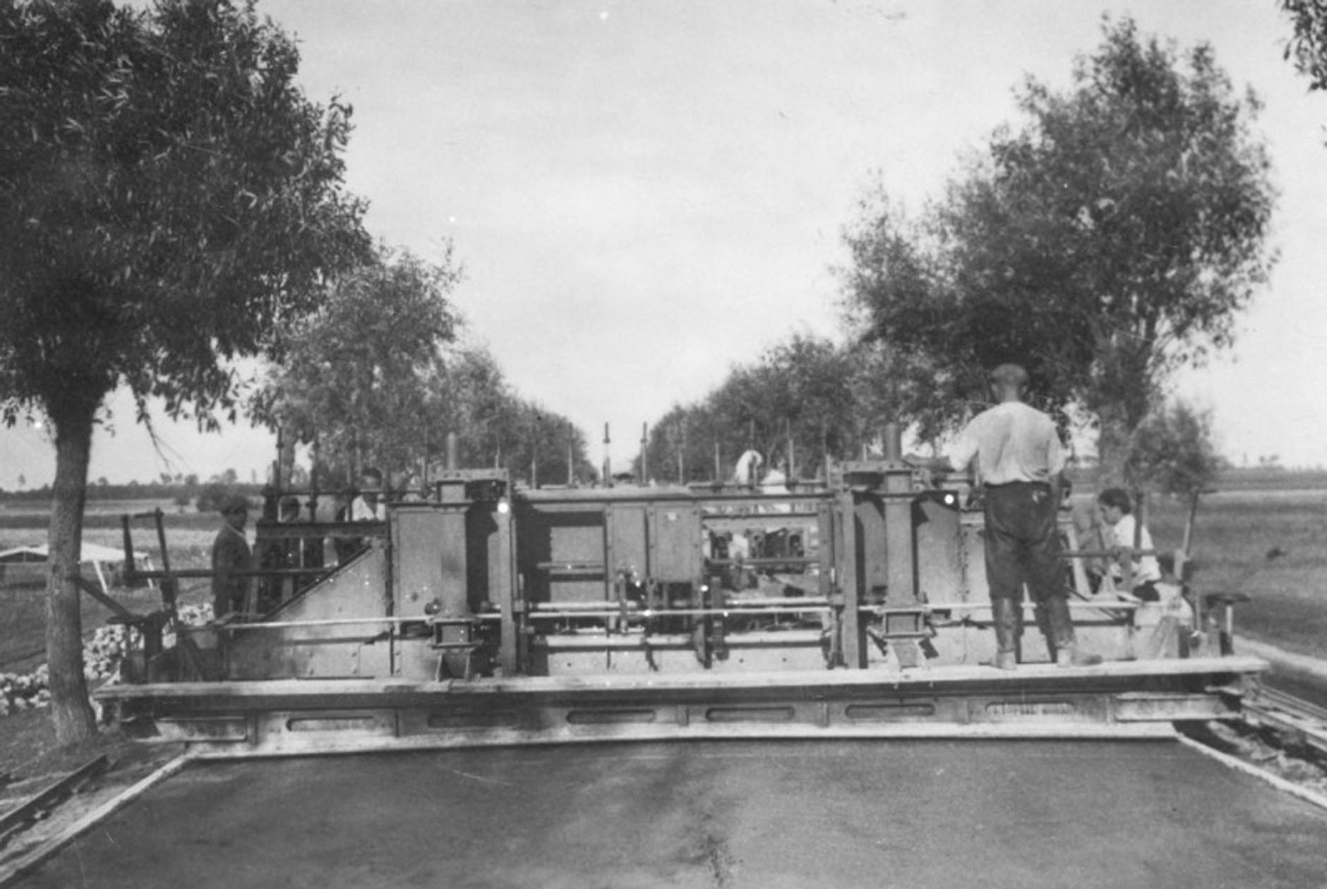 Historia maszyn drogowych.