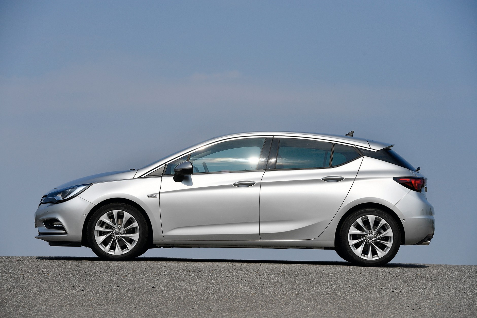 Honda Civic i Opel Astra - porównanie