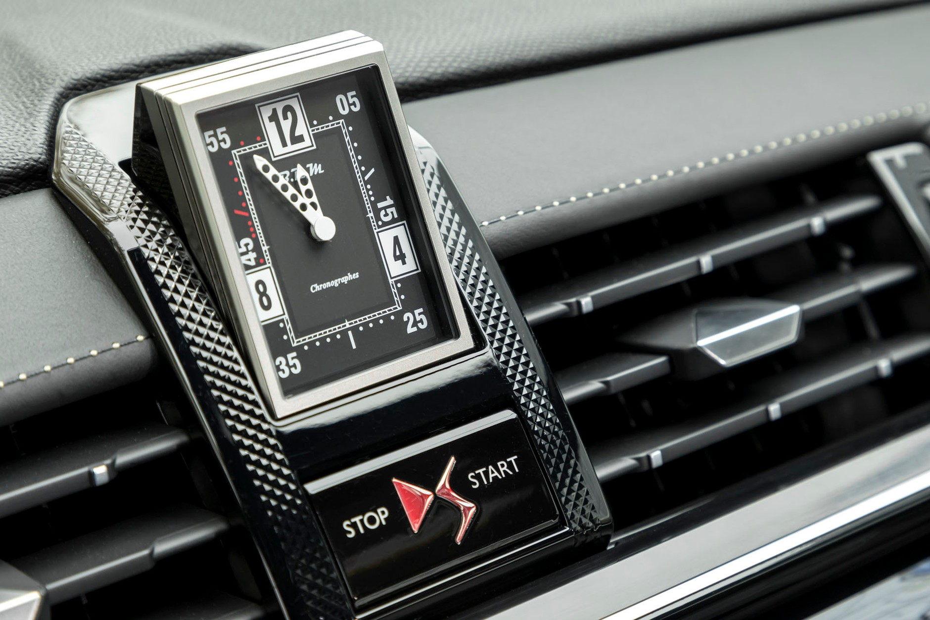 DS 7 Crossback - SUV na medal