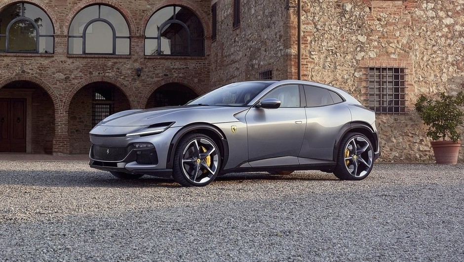 Ferrari Purosangue to pierwszy SUV marki z Maranello 