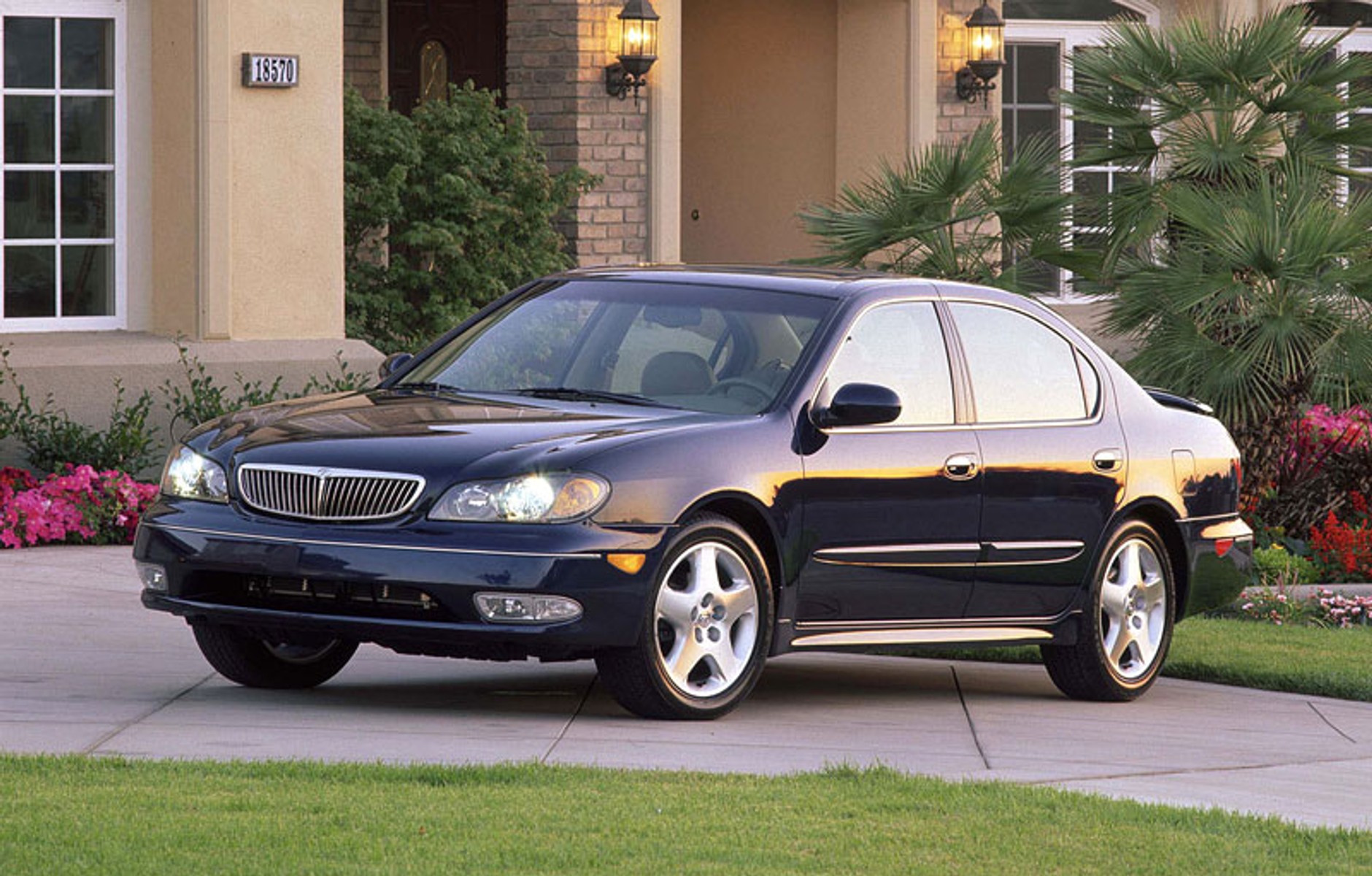 Infiniti: luksusowa marka Nissana świętuje dwudziestolecie