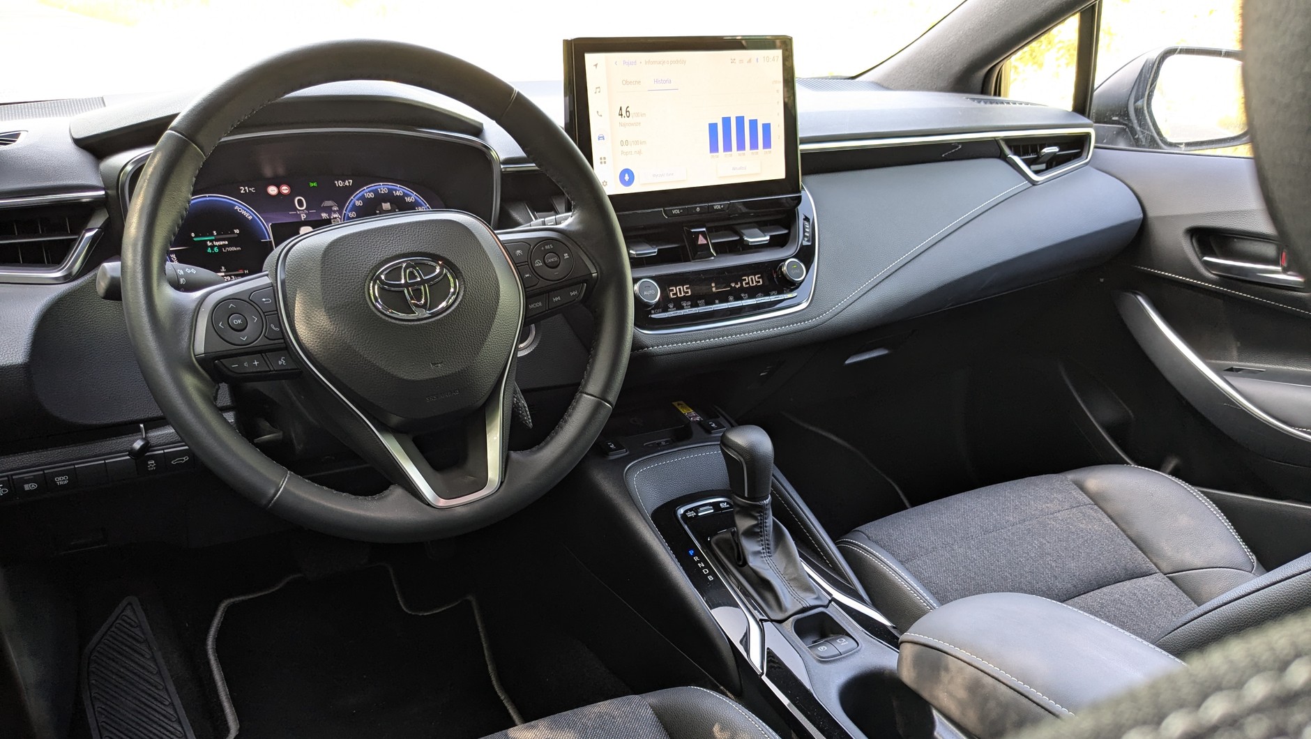 Toyota Corolla TS 1.8 Hybrid Style