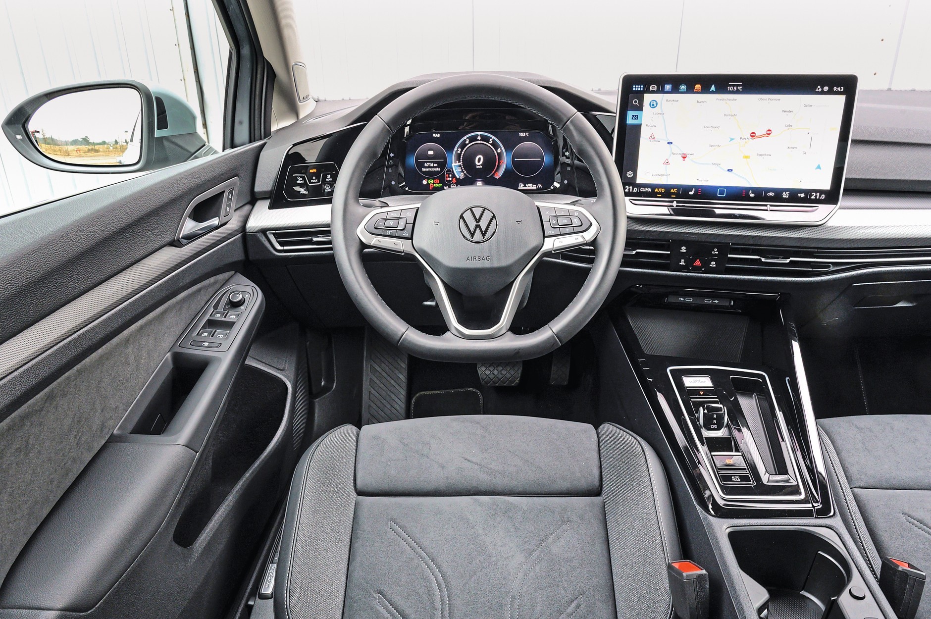VW Golf8 eTsi