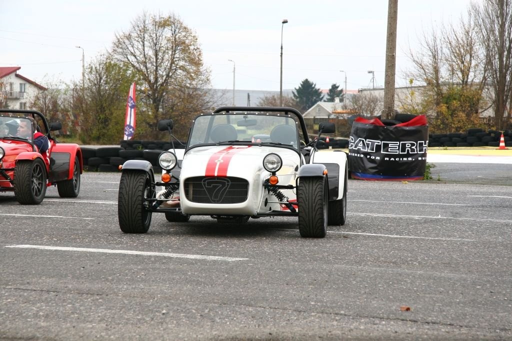 Caterham - Fotorelacja z polskiej prezentacji kultowego sportowca