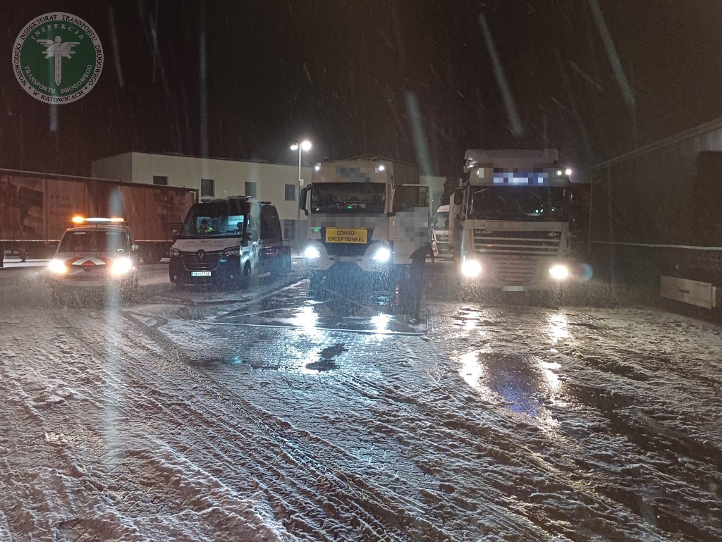 Kontrola ITD transportu nienormatywnego z domkiem holenderskim