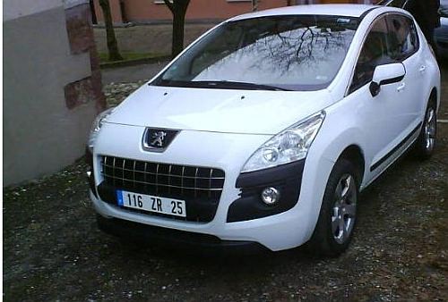 Peugeot 3008 - Kompaktowy crossover prosto z Francji