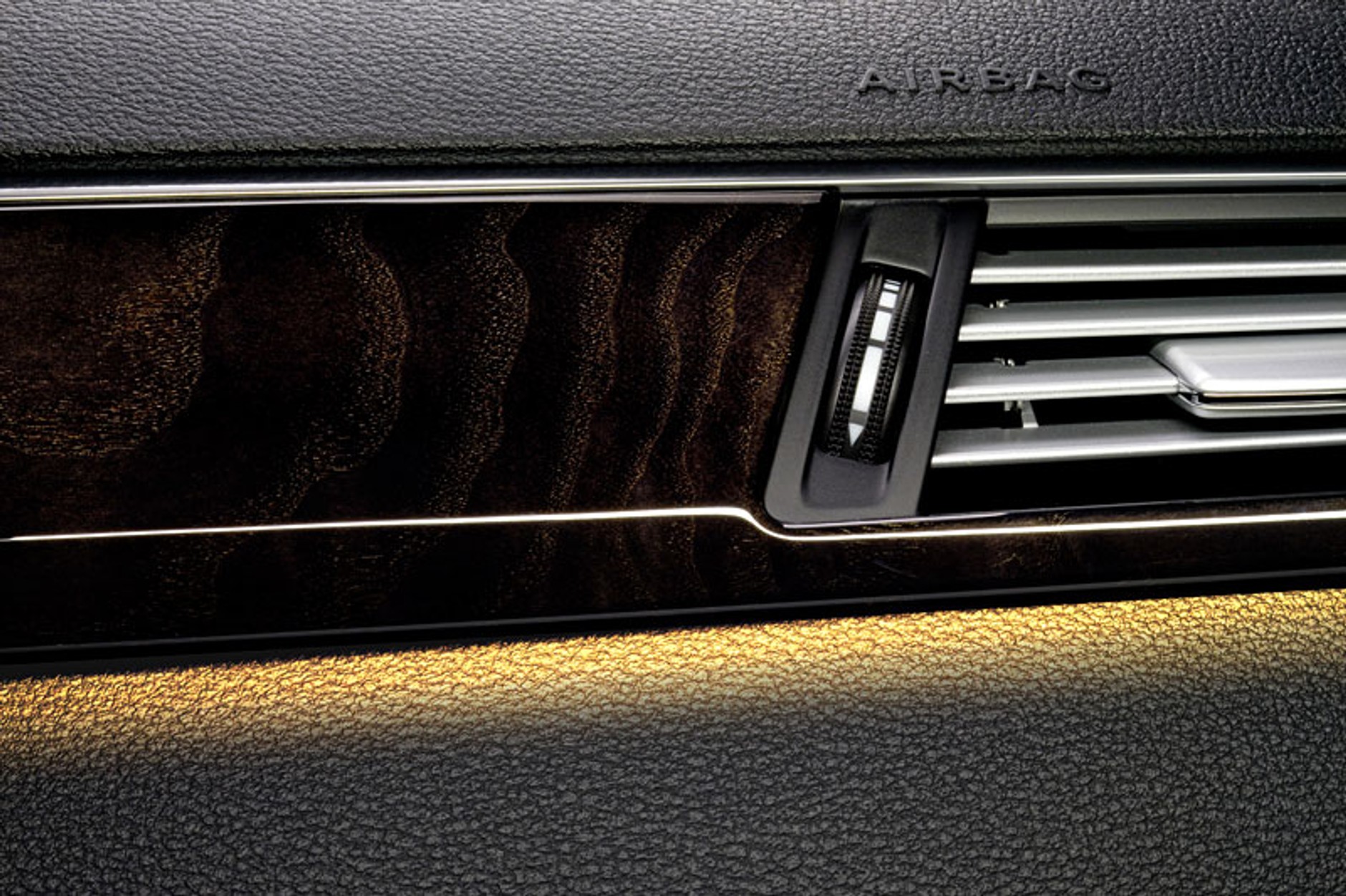 Genewa 2009: Mercedes-Benz klasy E – pierwsze wrażenia