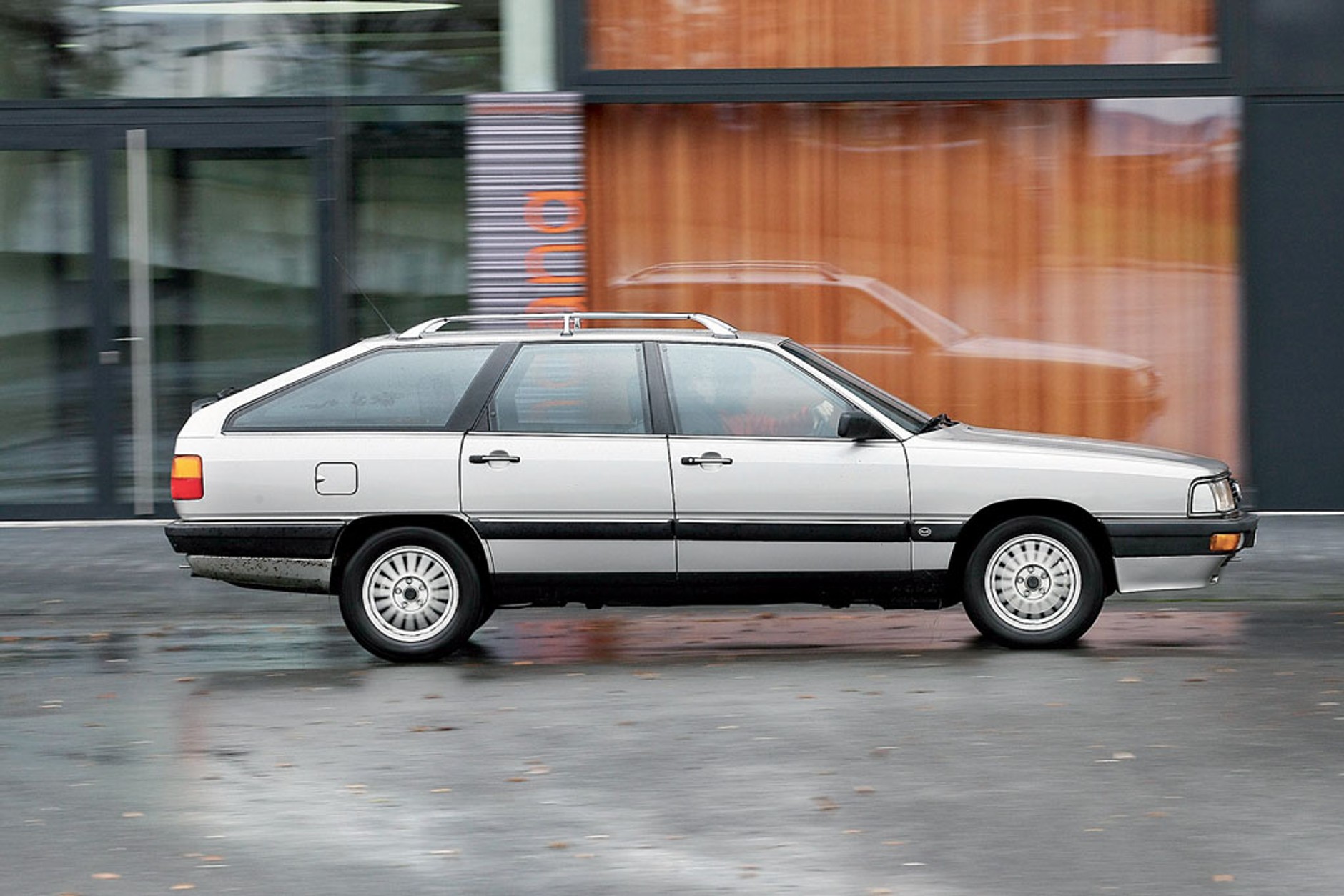 Audi 200 Avant - to on dodał Audi prestiżu