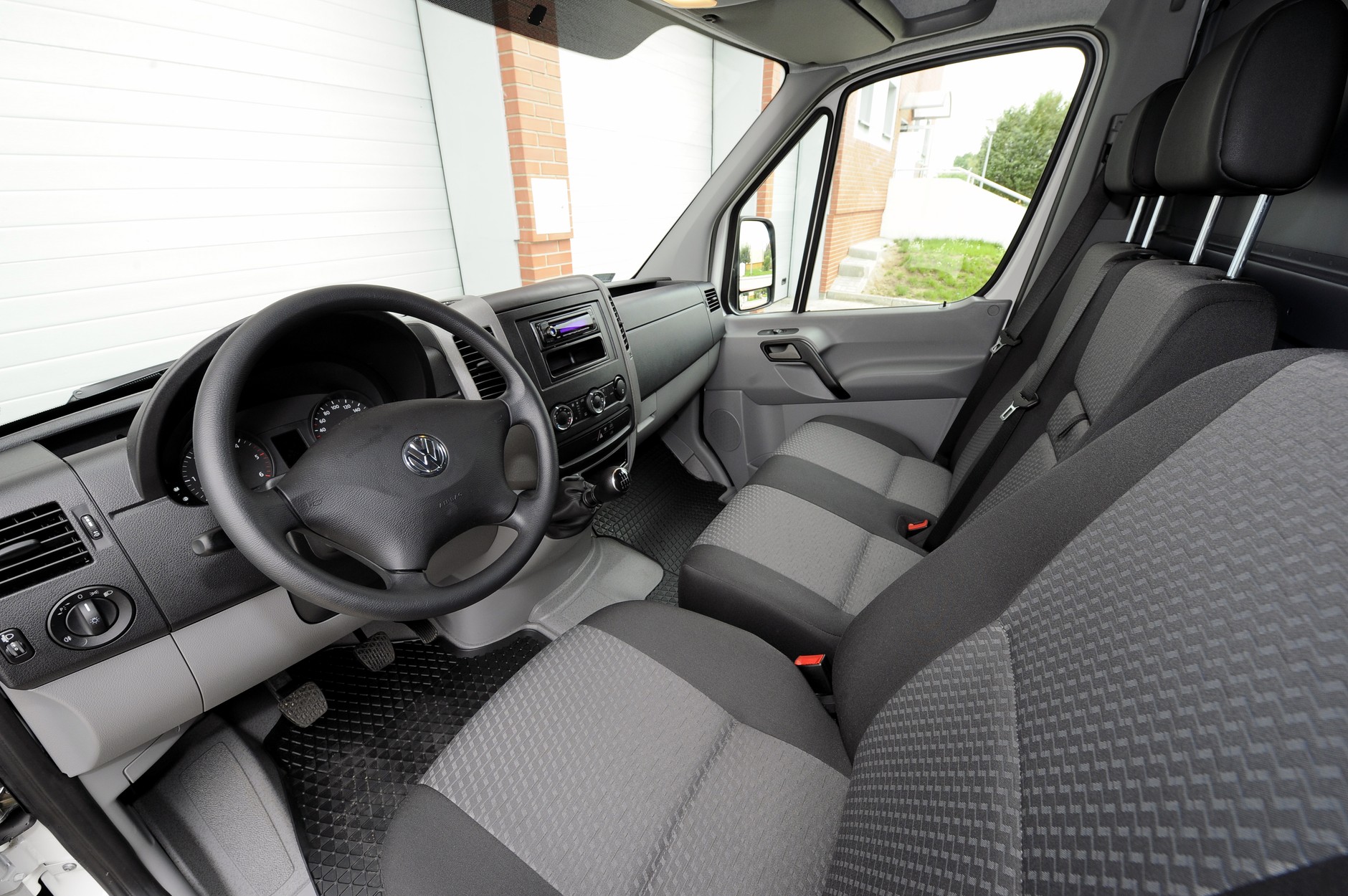 VW Crafter: czyli bi-turbo w dostawczaku