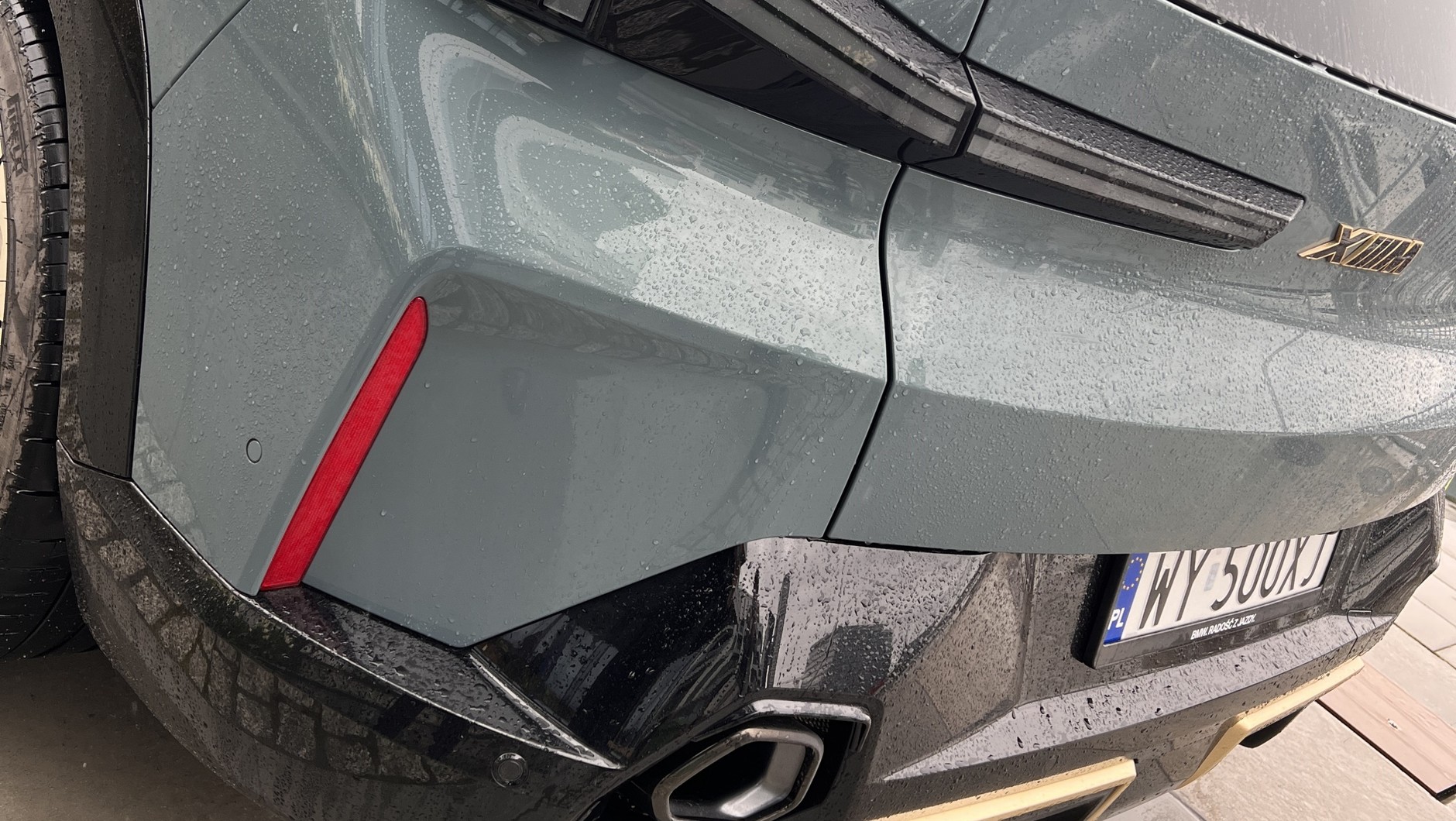 BMW XM (od 2023 r.)