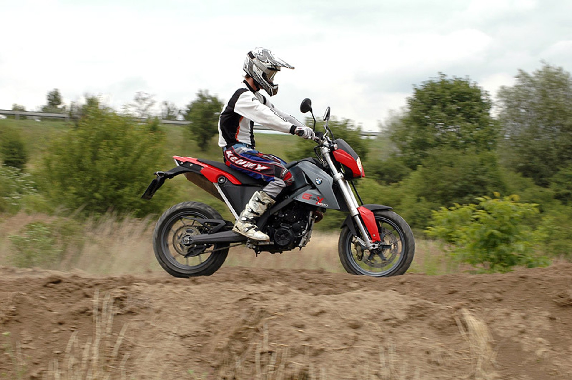 BMW G650 Xmoto: zabawka do miasta (test)