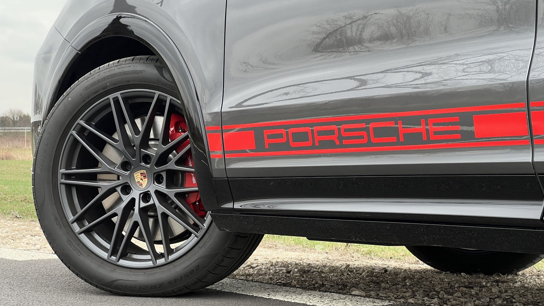 Porsche Cayenne GTS Coupe (model roku 2025)