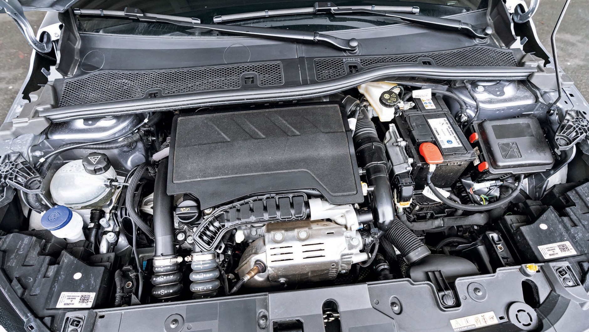 Opel Corsa 1.2 DI Turbo - silnik