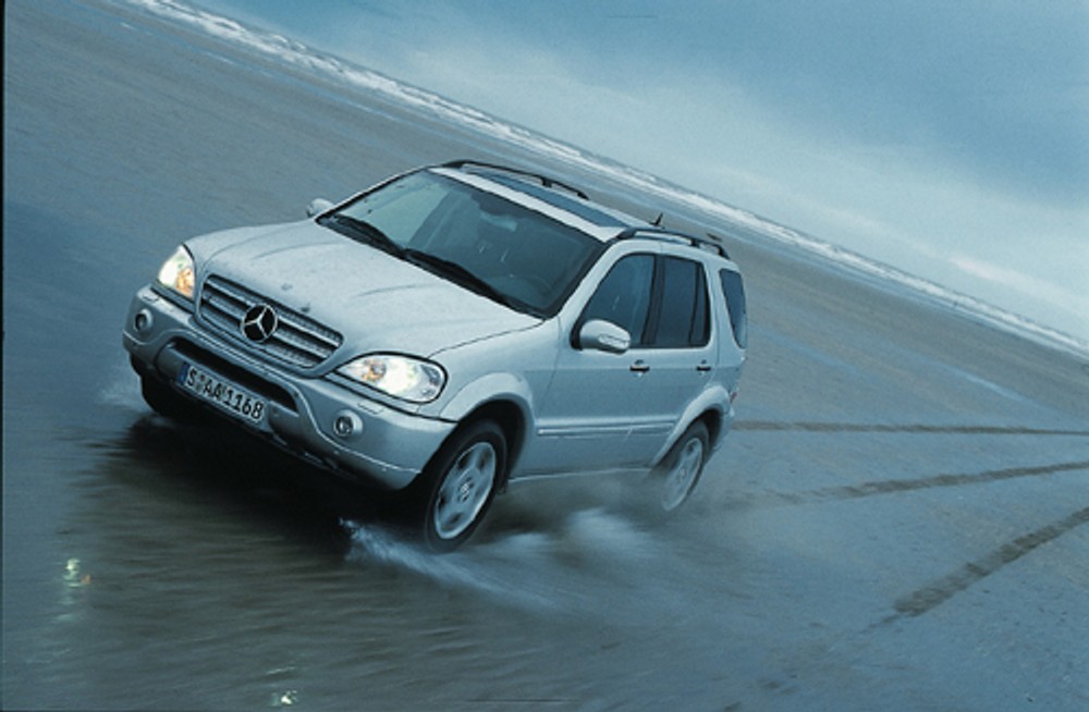 Porsche Ceyennne S kontra Mercedes ML 55 AMG i BMW X5 4.6is - strarcie terenówek dla bogatych