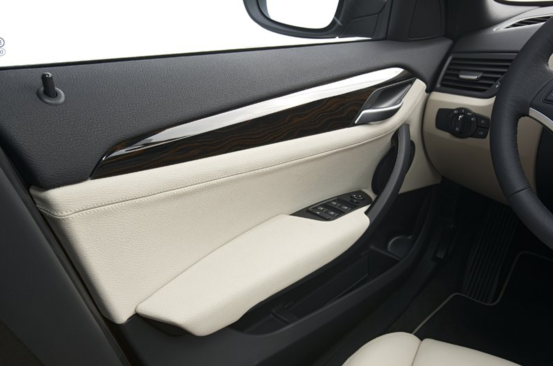 IAA Frankfurt 2009: BMW X1 – pierwsze wrażenia, dane techniczne, fotogaleria