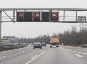 Kiedy na niemieckiej autostradzie nie ma ograniczenia prędkości?