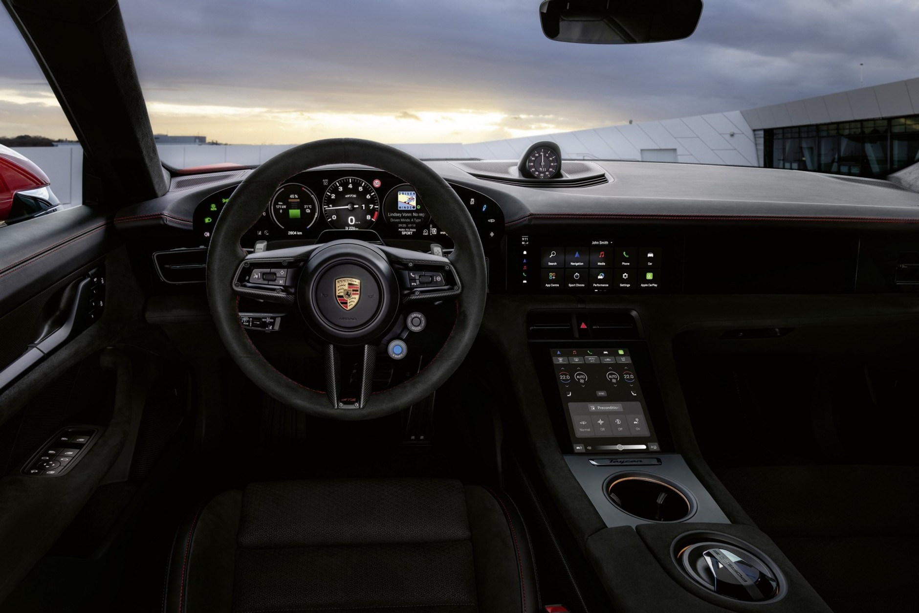 Porsche Taycan GTS z systemem E-Shift (2027)