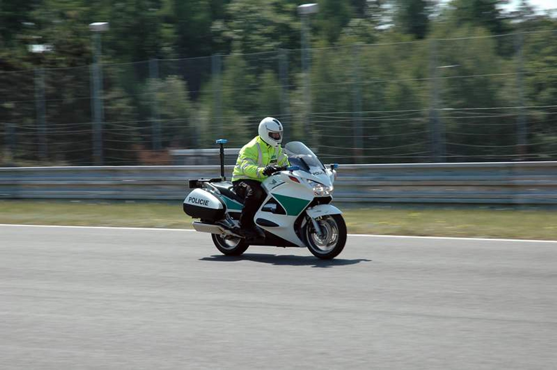 Supermoto Honda Days: nowy CBR600RR na torze
