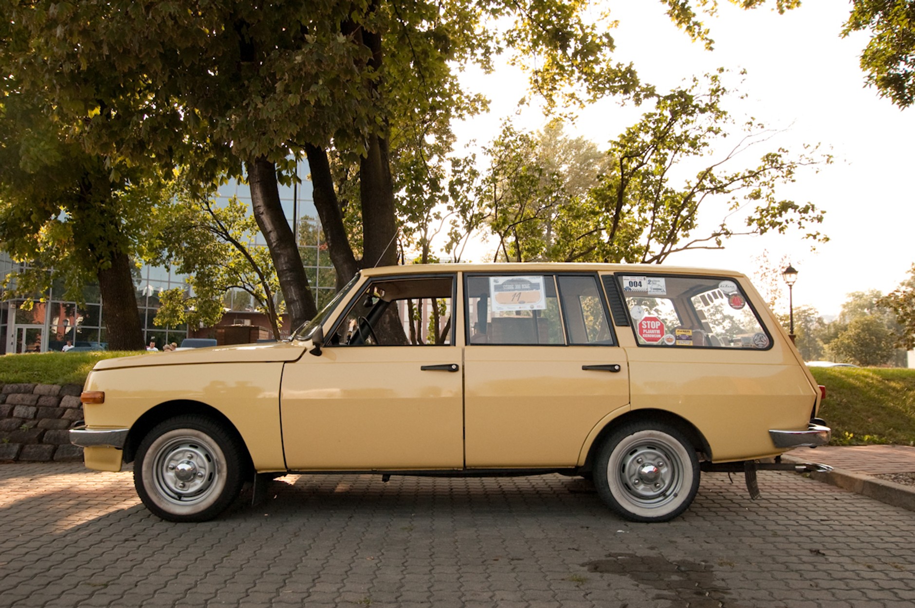 Stare jak Nowe: czyli druga młodość klasycznych aut