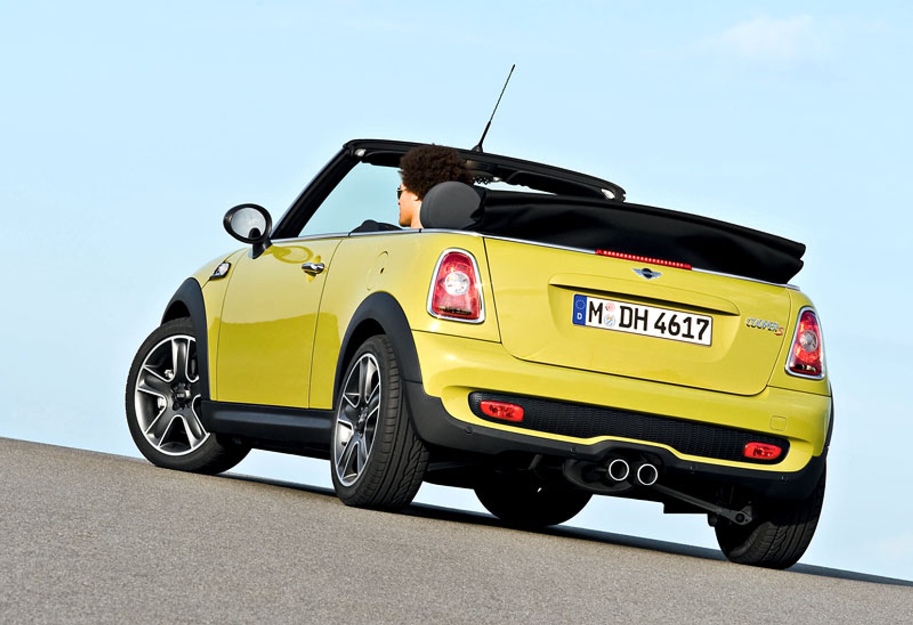 Detroit 2009: premiera światowa Mini Cabrio