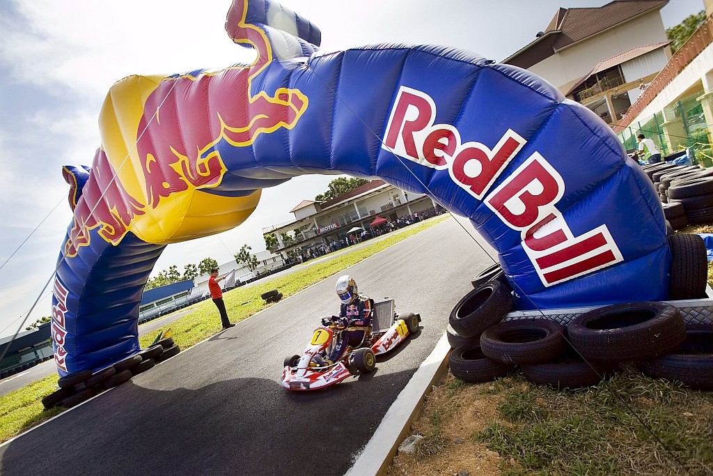 Wygraj wyścig z Sebastianem Vettelem