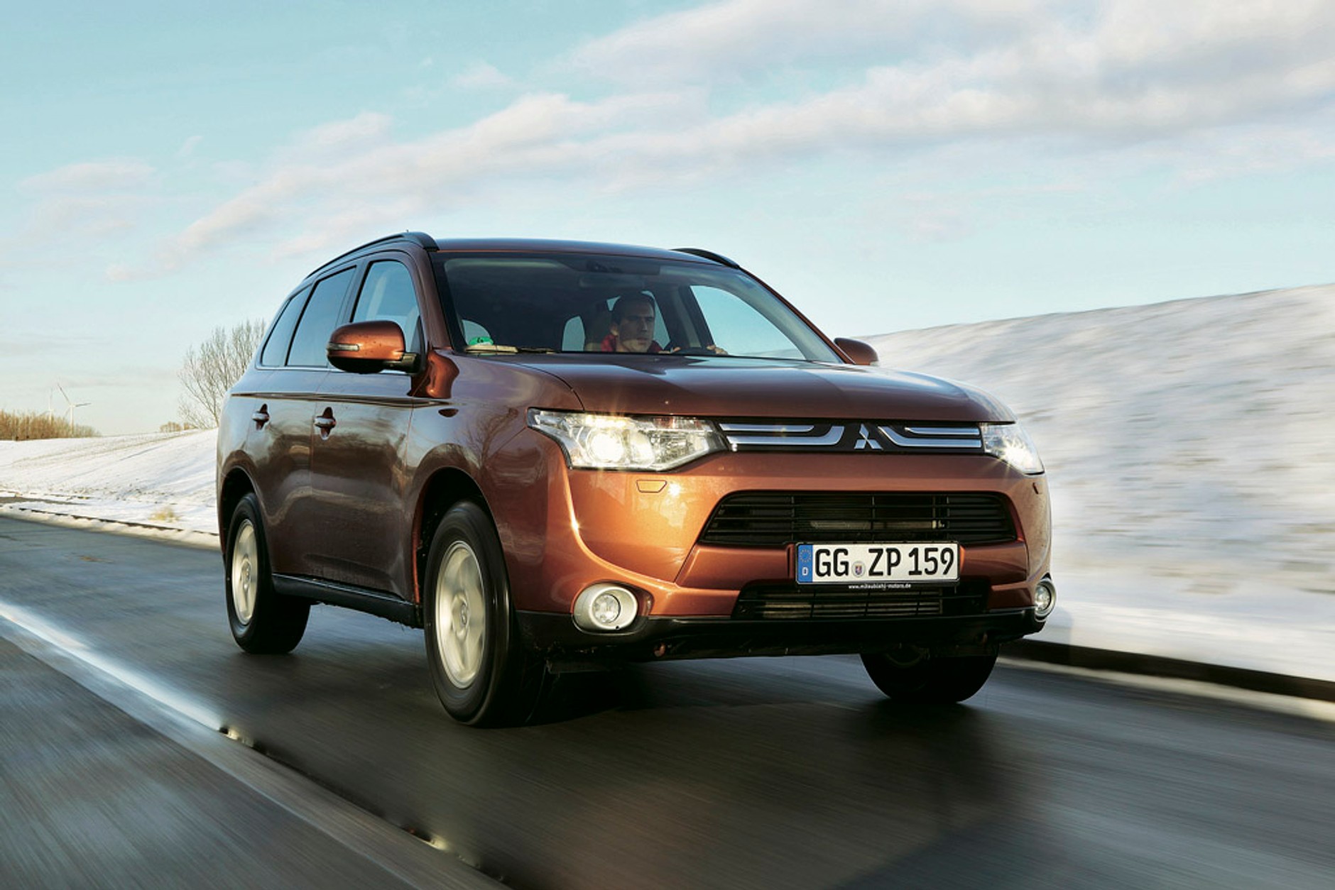Mitsubishi Outlander kontra Kia Sorento i Hyundai Santa Fe: luksusowe diesle z napędem 4x4