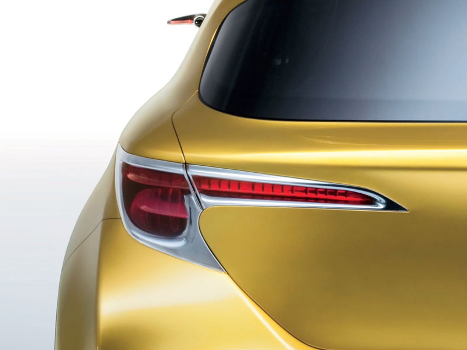 Lexus LF-Ch: Lexus vstoupí do nižší střední třídy v roce 2010