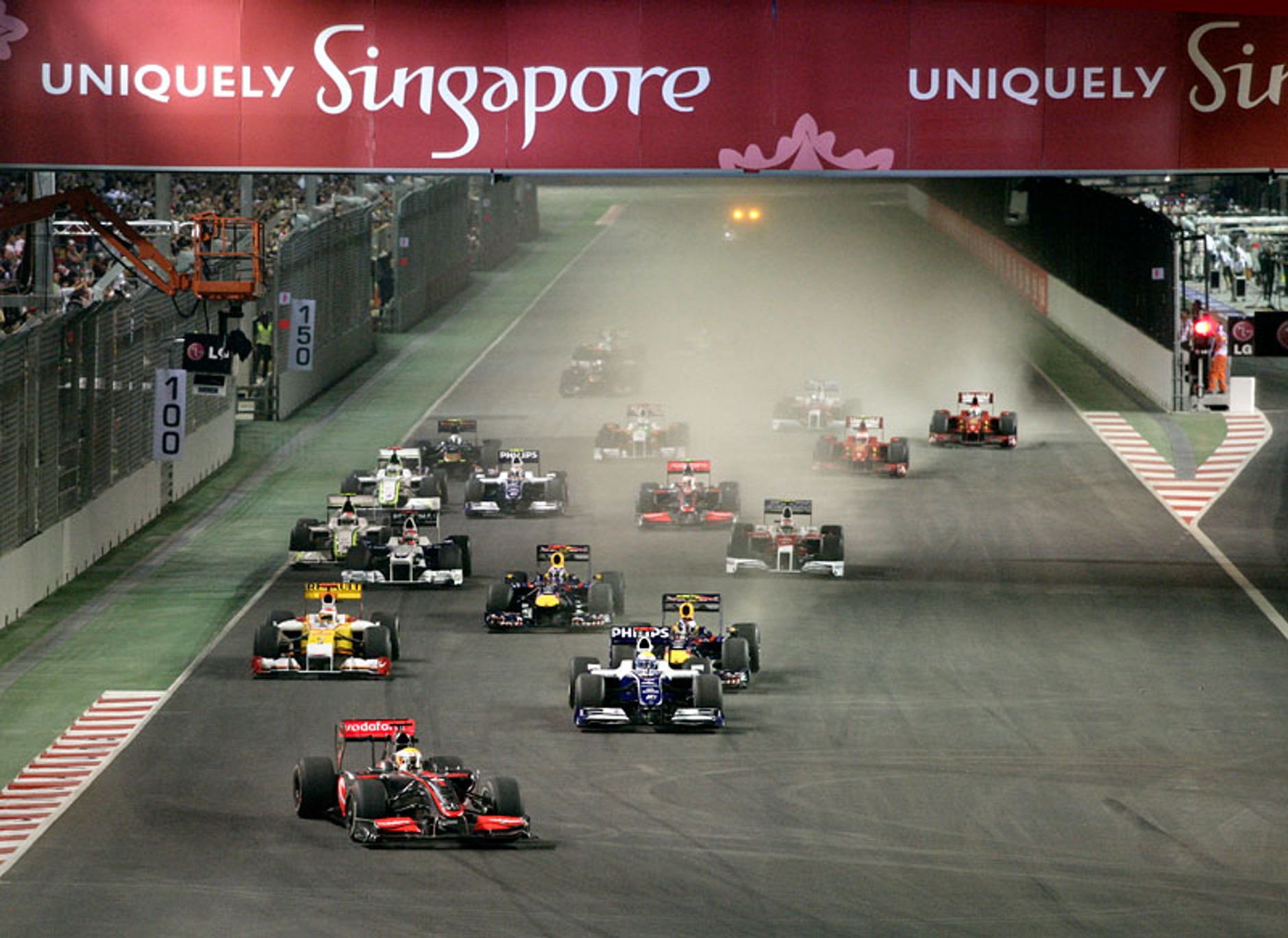 Grand Prix Singapuru 2009: sukces Hamiltona - fotogaleria Jiři Křenek
