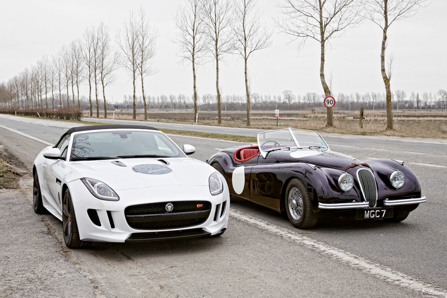 Nowy Jaguar F-Type od 387 500 zł