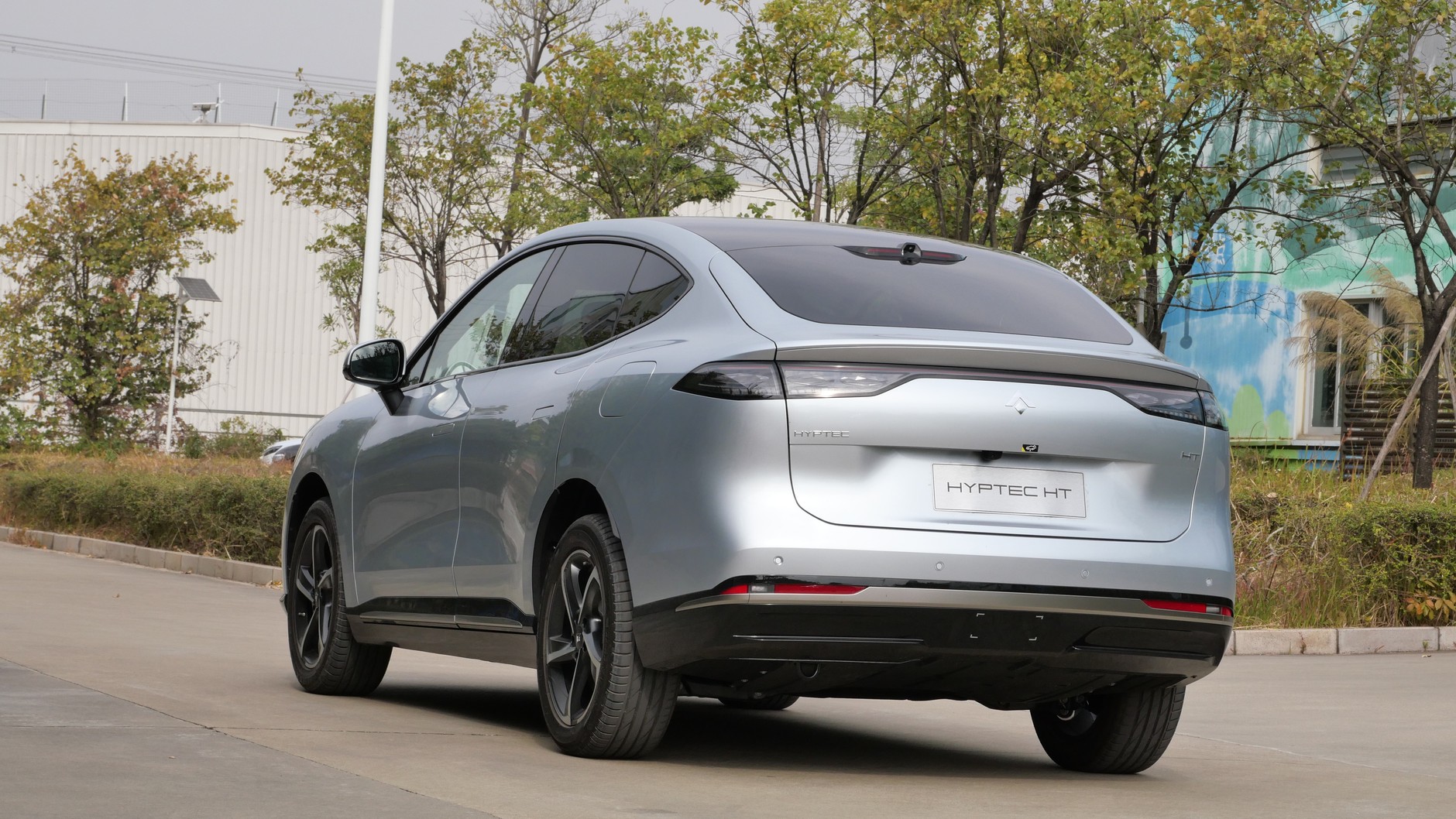 Hyptec HT w wersji ze zwykłymi drzwiami