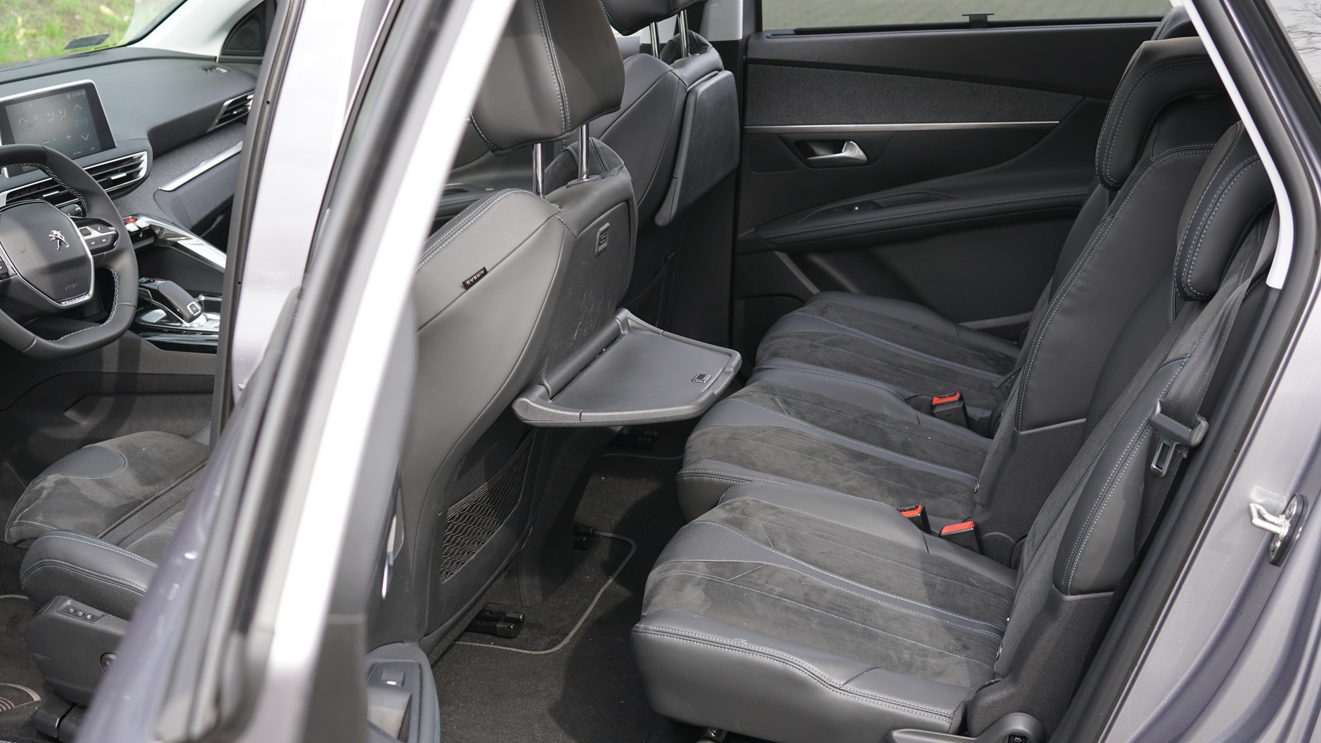 Peuegot 5008 Crossway