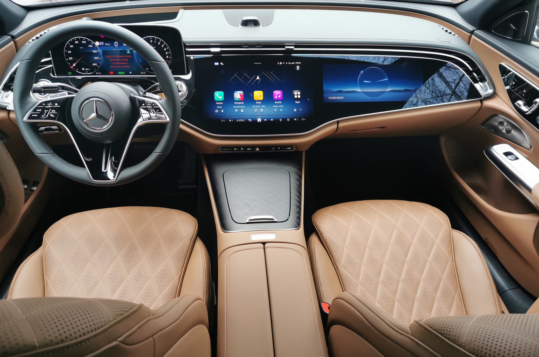 Te fotele nie tylko wyglądają jak dzieła sztuki nowoczesnej. One są także wyjątkowo, wyjątkowo wygodne