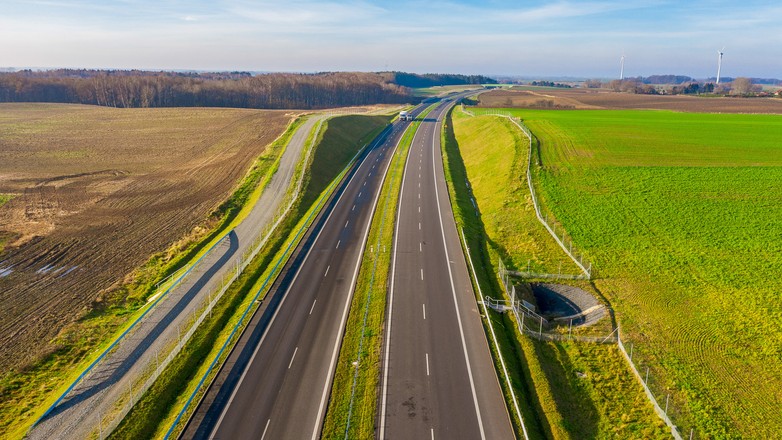 GDDKiA podpisała umowę na realizację odcinka drogi ekspresowej S6 Sławno - Słupsk