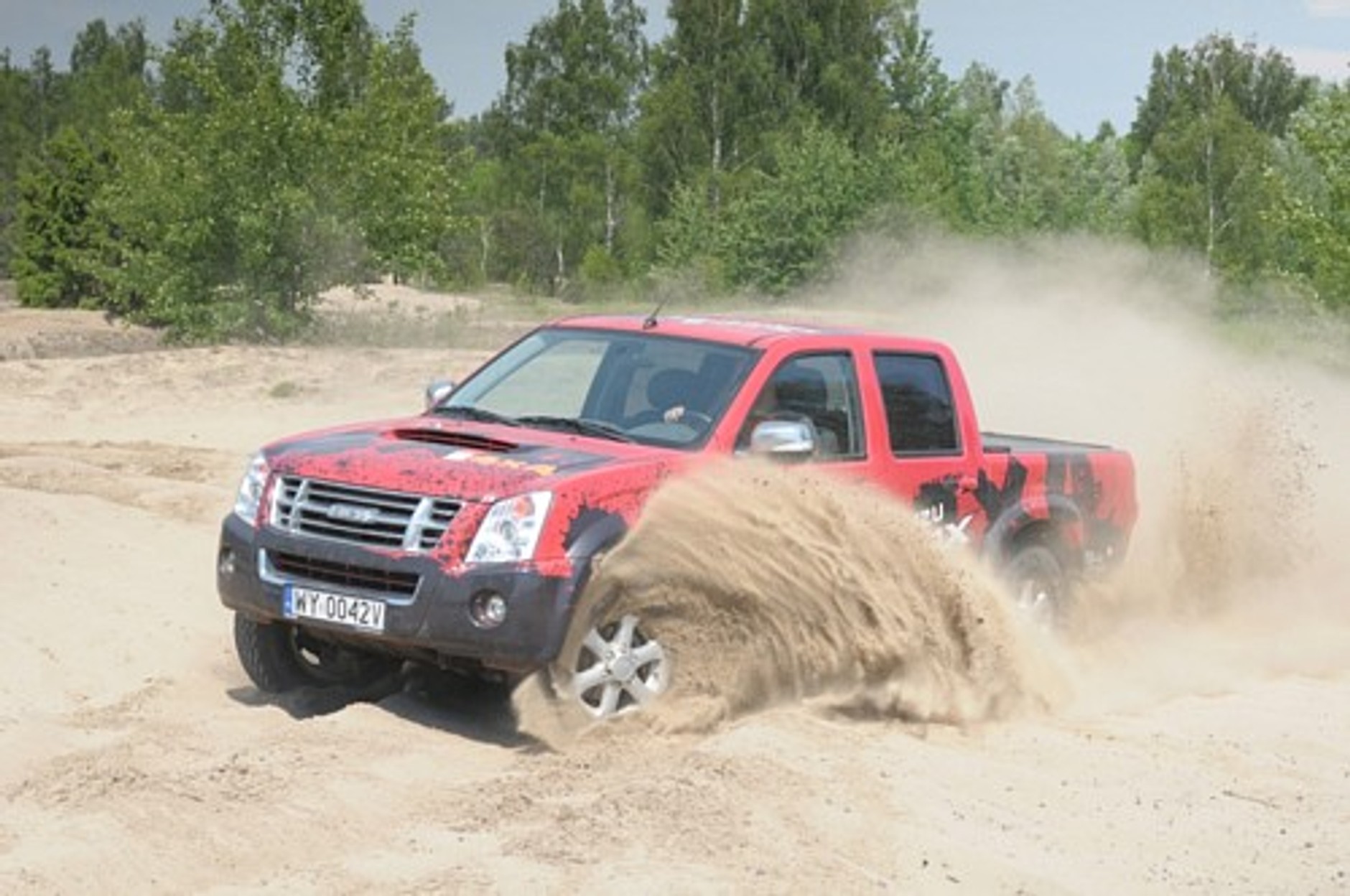 Isuzu D-max w terenie - Off-road pikapem