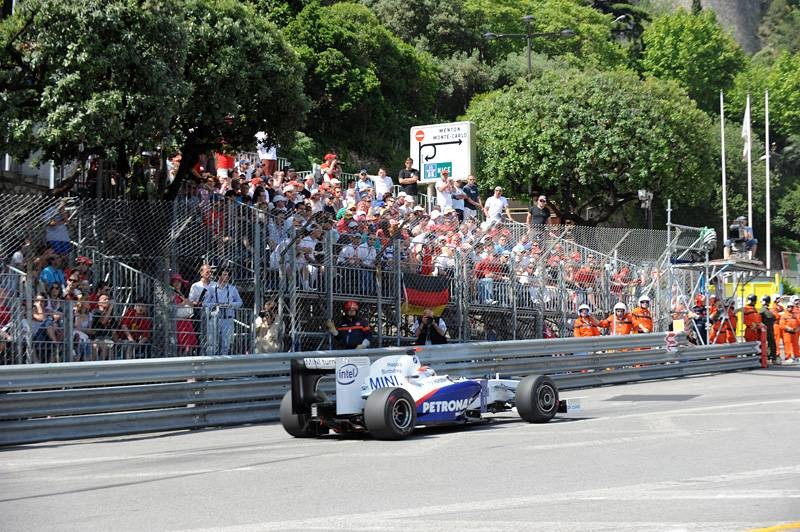 Grand Prix Monaco 2009: Button królem, Kubica w garażu (fotogaleria)